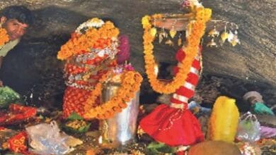 आलोर में मां लिंगेश्वरी की गुफा खुलने के बाद दर्शन के लिए उमड़े श्रद्धालु