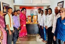 गुरूर कांग्रेस कार्यालय में गांधी शास्त्री जयंती कार्यक्रम में संगीता सिन्हा और कांग्रेसजन