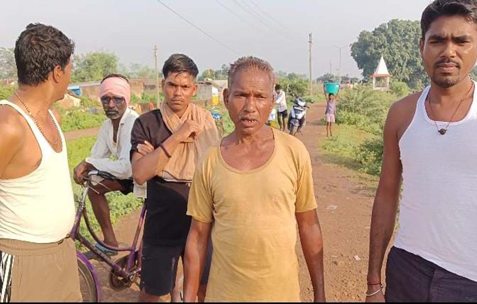15-20 दिनों से मुख्य पाइपलाइन क्षतिग्रस्त होने का आरोप