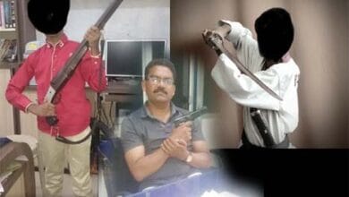 संजय अंबष्ठ की फेसबुक तस्वीरों में हथियारों का रौब
