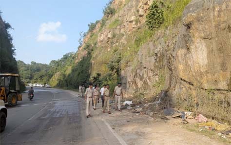 एनएच-30 पर एसपी किरण चव्हाण का सड़क सुरक्षा निरीक्षण
